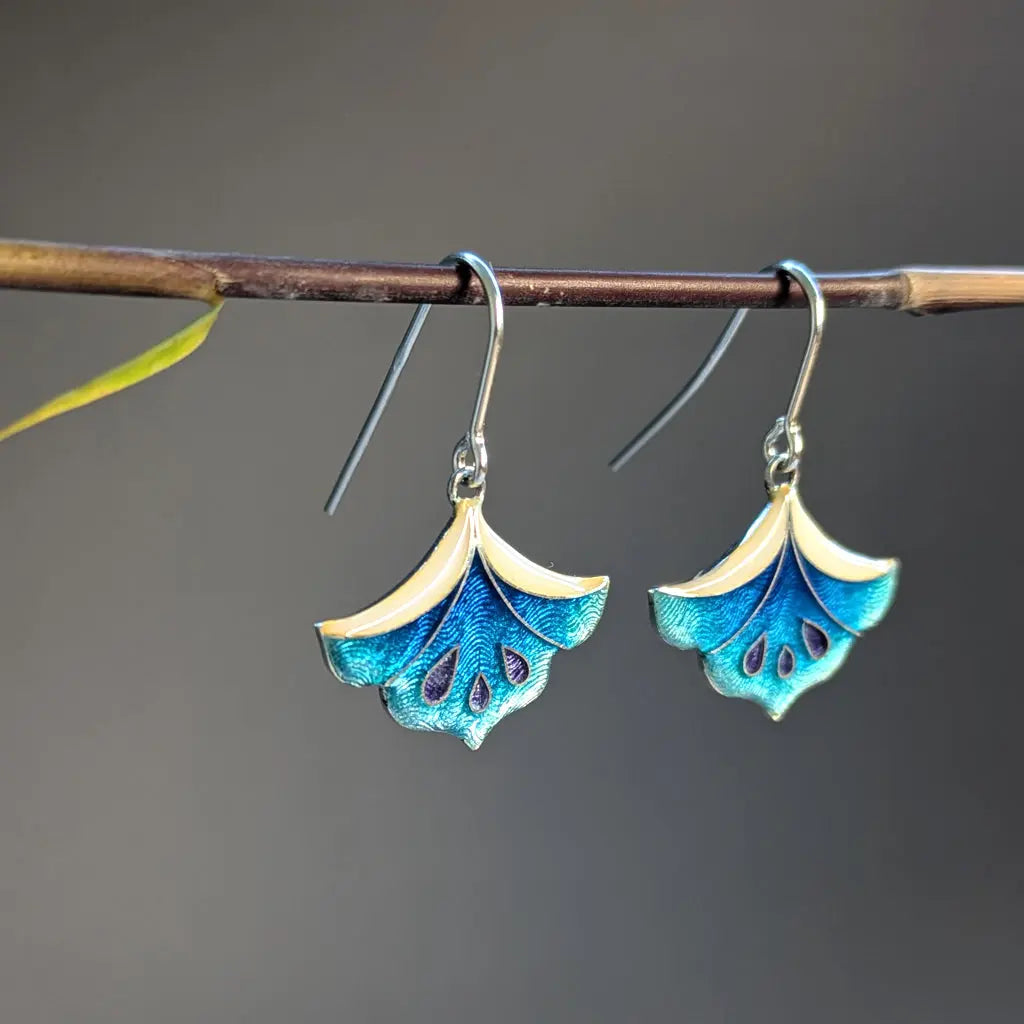 Boucles d’oreilles Fleurs précieuses en argent et émail Mary D. Joaillerie