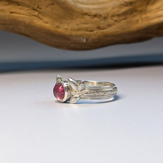 Bague feuillage en argent et tourmaline rose - Mary D. Joaillerie