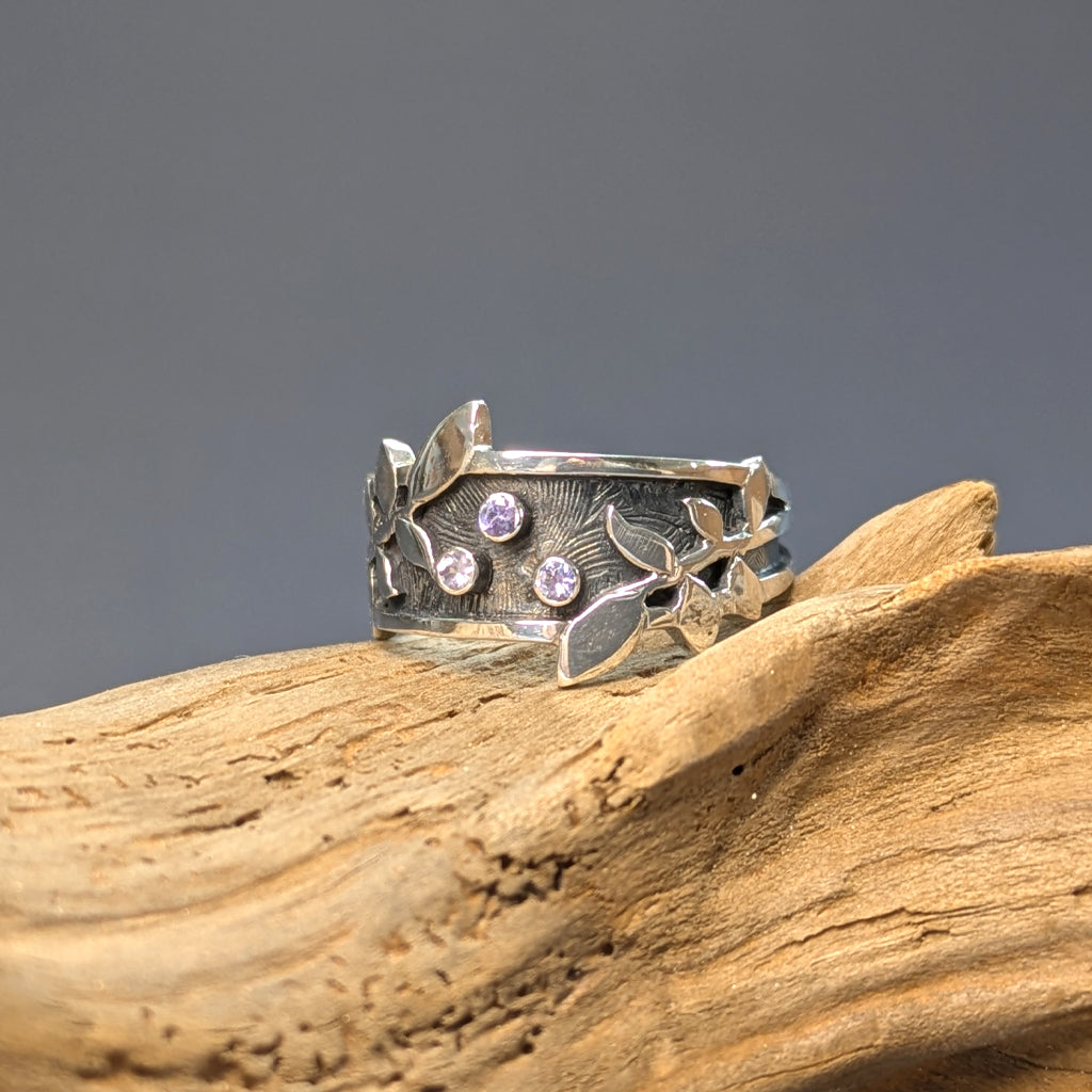 Bague rameaux nocturnes en argent et tanzanites - Mary D. Joaillerie