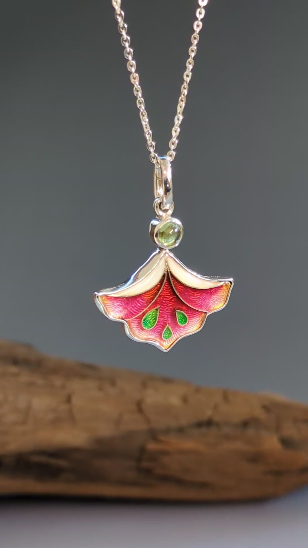 Pendentif en argent floral rose et péridot Mary D. Joaillerie